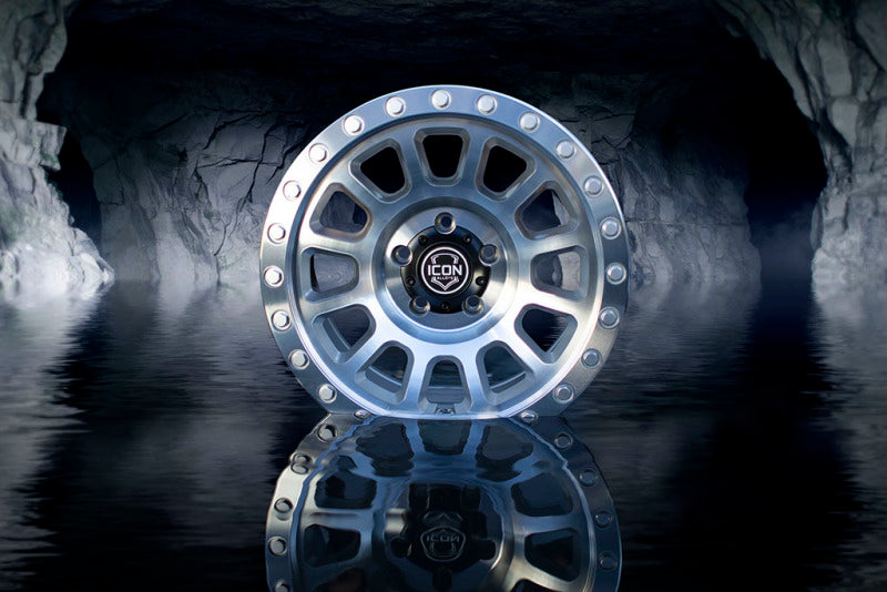 ICON Hulse 17 X 8.5 6 X 5.5 0mm Offset 4.75in BS Silver Machined